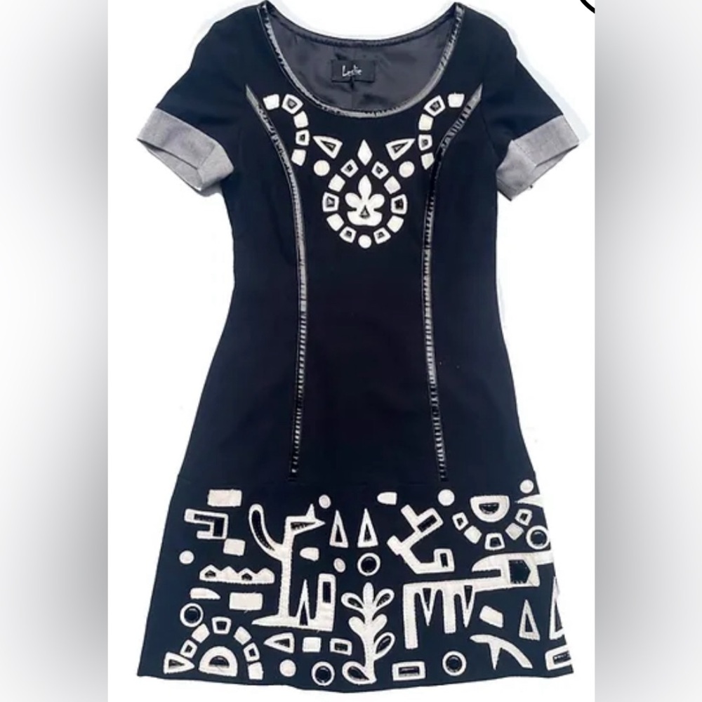 NWT Leslie Stitch Dress Size Small